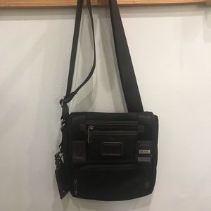 Tumi Alpha Bravo Barstow Crossbody Bag NWOT